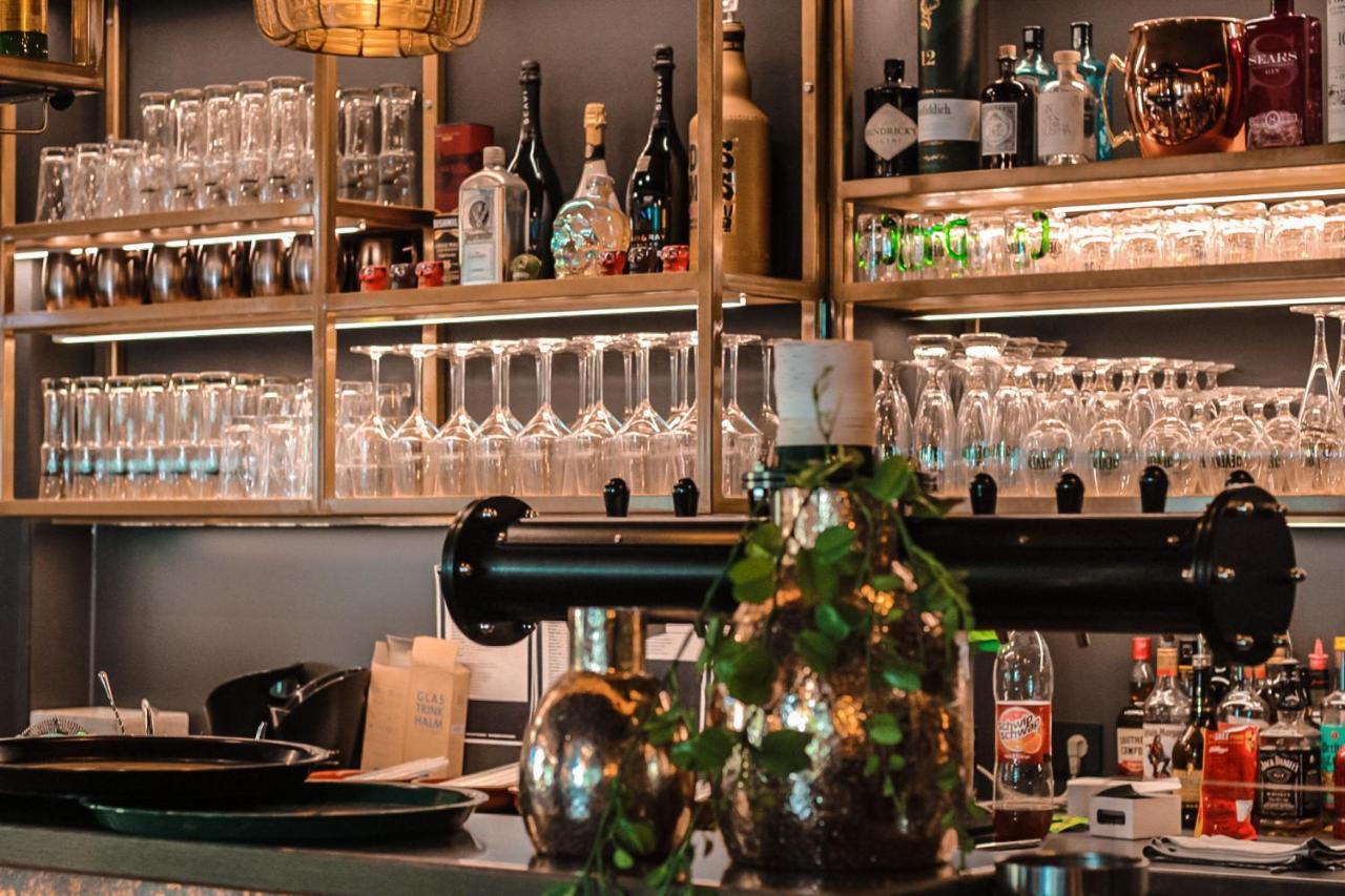 Hotel Schwarzer Adler Jever Luaran gambar